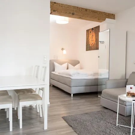 Апартаменти Arnulfsplatz Aparts