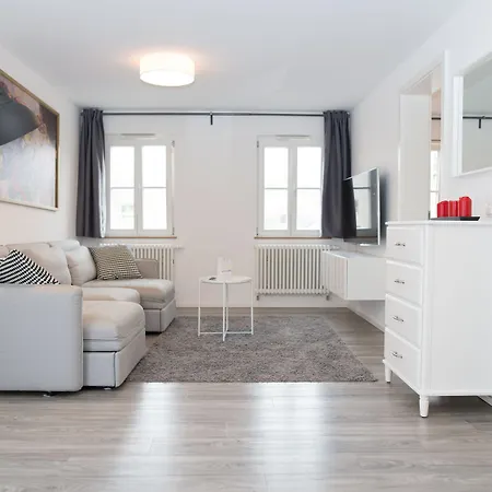 Arnulfsplatz Aparts Апартаменты Регенсбург
