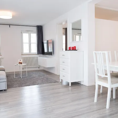 Апартаменти Arnulfsplatz Aparts Регенсбург