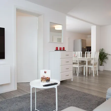 Arnulfsplatz Aparts Регенсбург