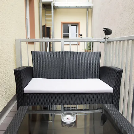 Arnulfsplatz Aparts Регенсбург