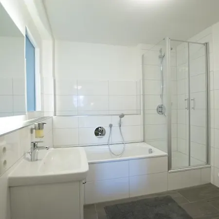 Arnulfsplatz Aparts Апартаменти Регенсбург