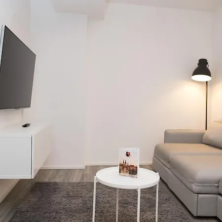 Arnulfsplatz Aparts Апартаменты *