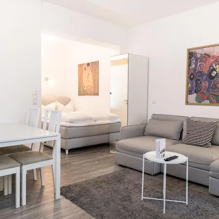 Апартаменты Arnulfsplatz Aparts